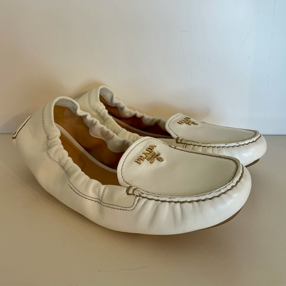 Prada Scrunch Driving Loafer (39/8.5)